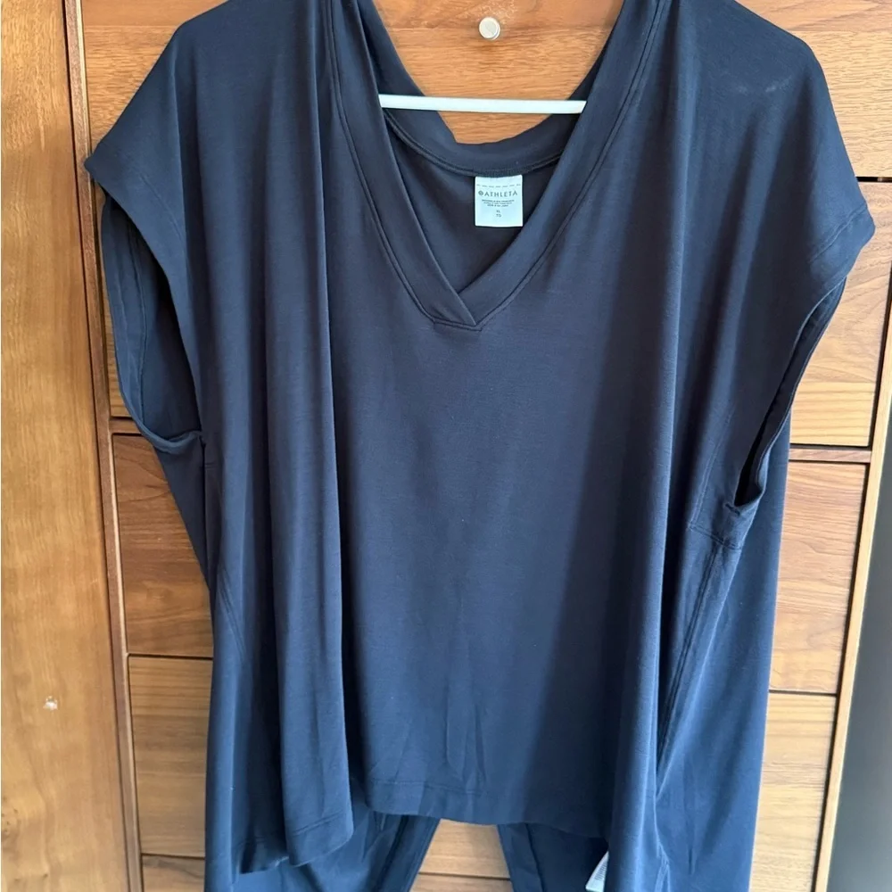 Athleta breezy crossback tee black NWT Size XL - Picture 4 of 8